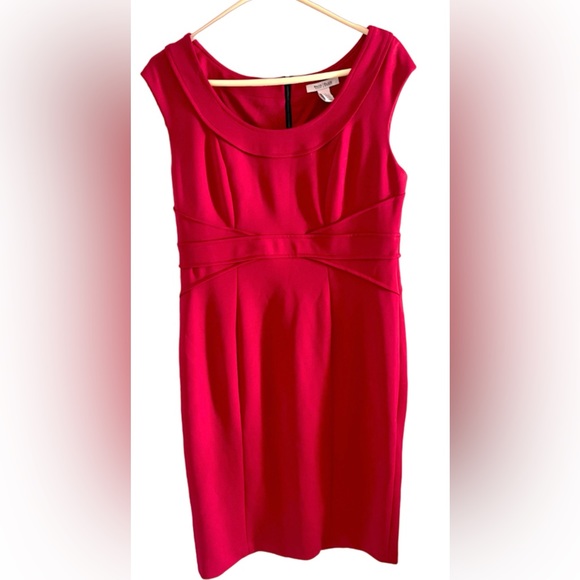 White House Black Market Slimming Gorgeous Red Dress Sz 14 EUC - Picture 3 of 7